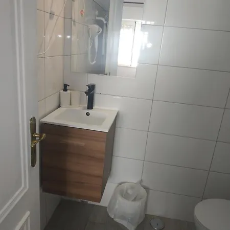 Lacus Ocean Guest house Lagos